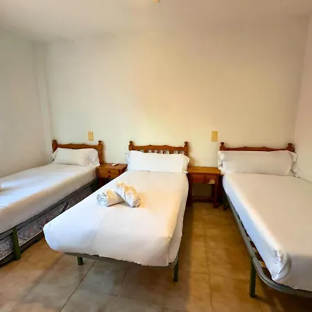 Casa Arena: A Pasos De La Playa Торевьиа